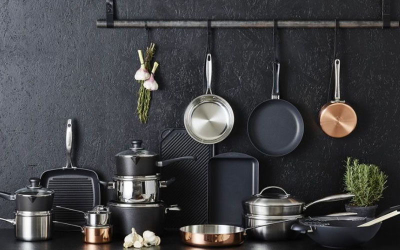 Kitchen Essentials - Kitchenware